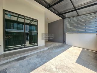 For sale 3 bedrooms townhouse in Bang Khae, Bangkok