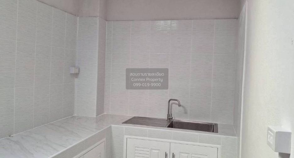 For sale 2 bedrooms townhouse in Bueng Kum, Bangkok