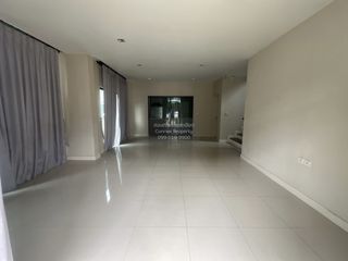 For sale 3 bedrooms house in Prawet, Bangkok