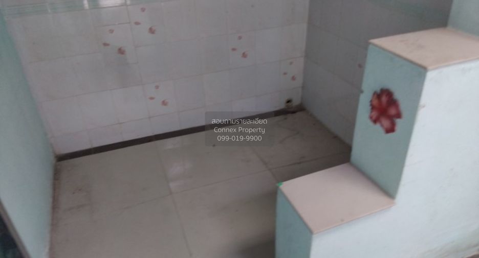 For sale 3 bedrooms townhouse in Nong Khaem, Bangkok