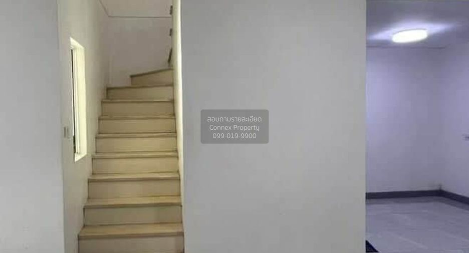 For sale 3 bedrooms townhouse in Bang Phli, Samut Prakan