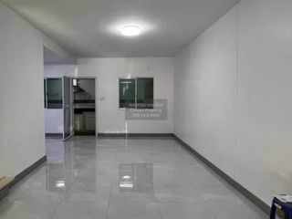 For sale 3 bedrooms townhouse in Bang Phli, Samut Prakan