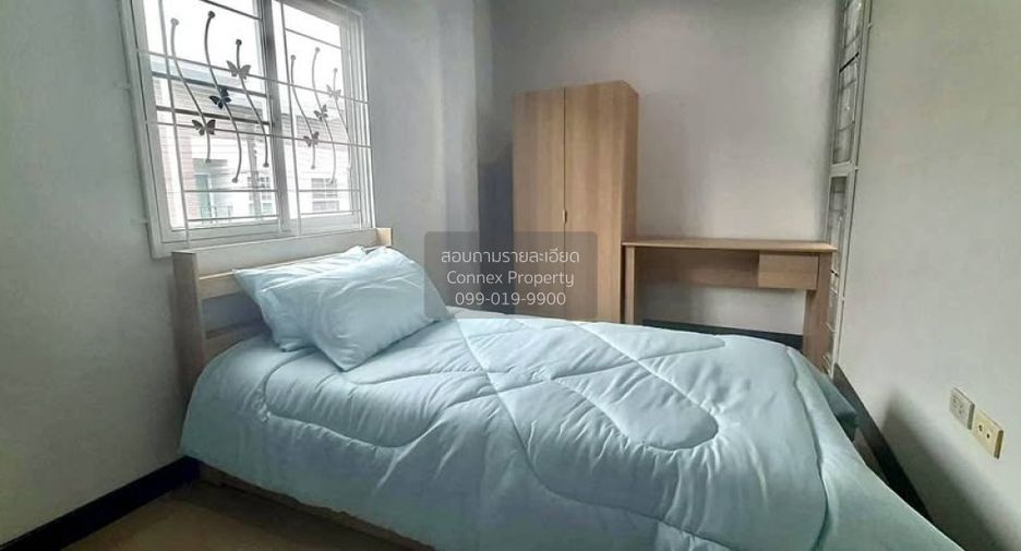 For sale 3 bedrooms townhouse in Bang Lamung, Chonburi