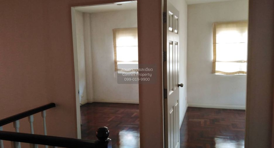 For sale 3 bedrooms house in Lat Krabang, Bangkok