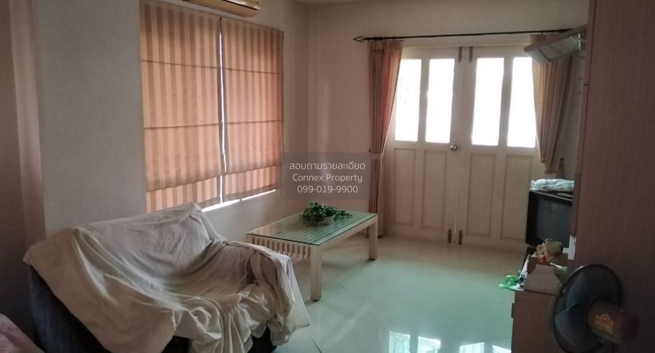 For sale 3 bedrooms house in Lat Krabang, Bangkok