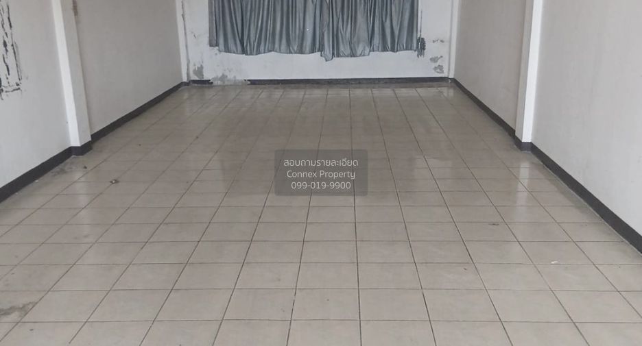 For sale 3 bedrooms retail Space in Nong Chok, Bangkok