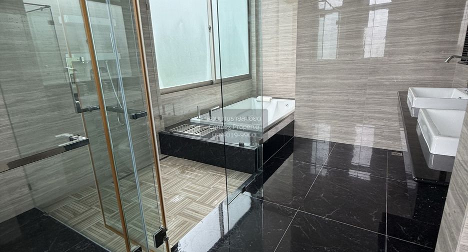 For sale 5 bedrooms house in Min Buri, Bangkok