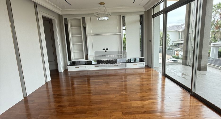 For sale 5 bedrooms house in Min Buri, Bangkok