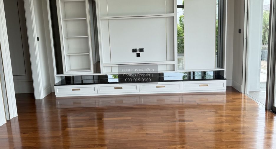 For sale 5 bedrooms house in Min Buri, Bangkok