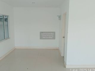 Продажа 3 спальни таунхаус в Mueang Samut Prakan, Самутпракан