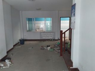 出售 3 卧室 联排别墅 在 Mueang Samut Prakan, Samut Prakan