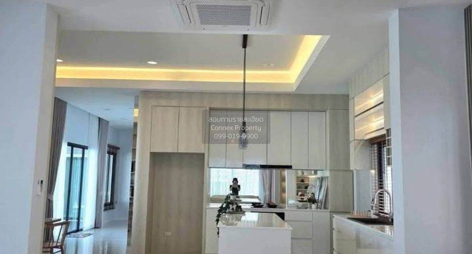 For sale 3 bedrooms house in Sattahip, Chonburi