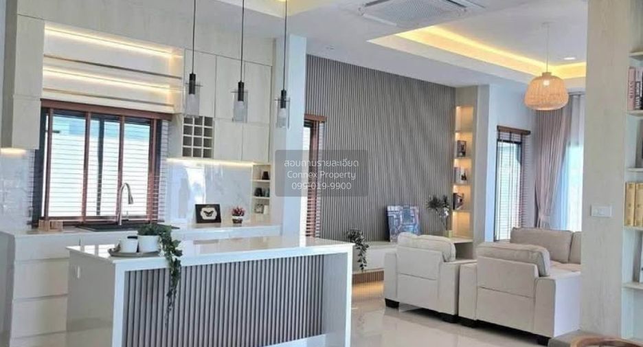 For sale 3 bedrooms house in Sattahip, Chonburi