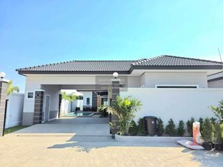 For sale 3 bedrooms house in Na Jomtien, Pattaya