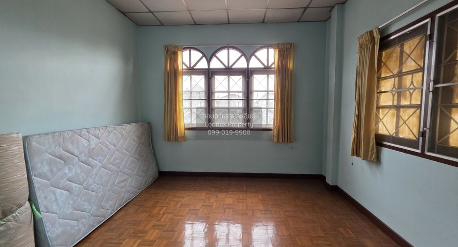 For sale 6 bedrooms house in Thawi Watthana, Bangkok