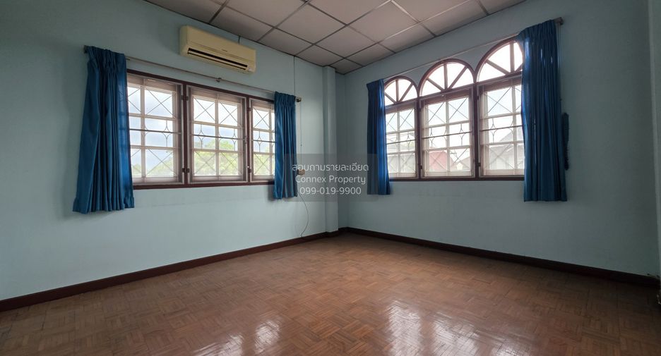 For sale 6 bedrooms house in Thawi Watthana, Bangkok
