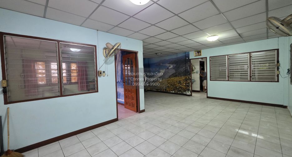 For sale 6 bedrooms house in Thawi Watthana, Bangkok