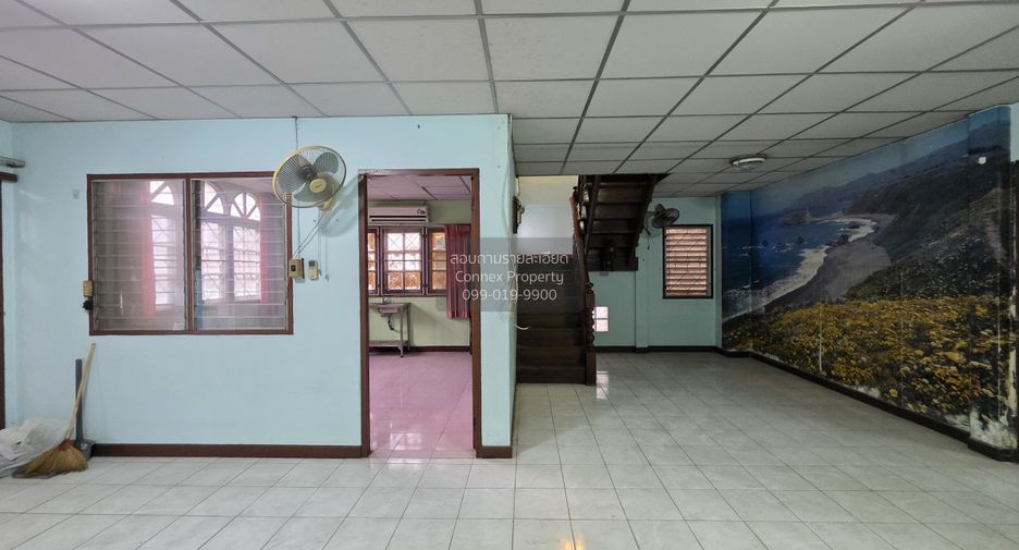 For sale 6 bedrooms house in Thawi Watthana, Bangkok