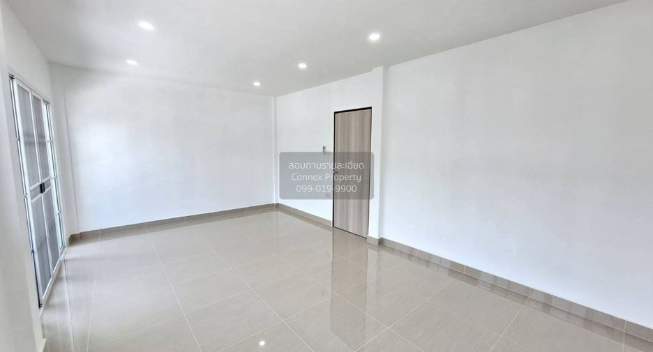 For sale 3 bedrooms townhouse in Sai Mai, Bangkok
