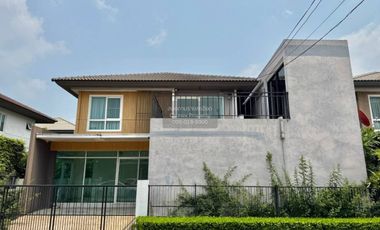 Casa en venta de 3 habitaciones en Sai Mai, Bangkok