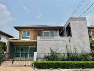For sale 3 bedrooms house in Sai Mai, Bangkok
