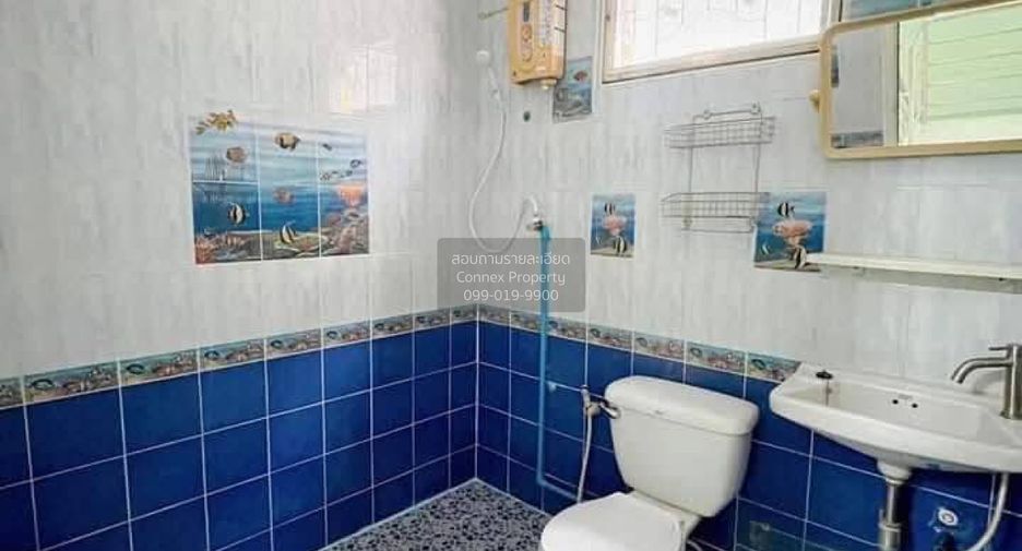 À vendre 4 chambres maison de ville à Mueang Samut Prakan, Samut Prakan