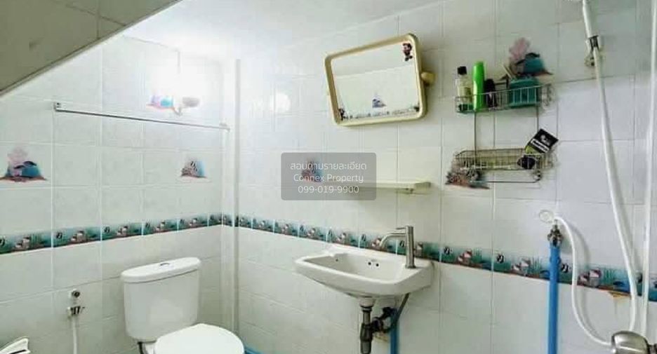 À vendre 4 chambres maison de ville à Mueang Samut Prakan, Samut Prakan
