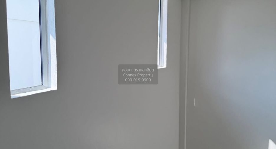 For sale 4 bedrooms townhouse in Sathon, Bangkok
