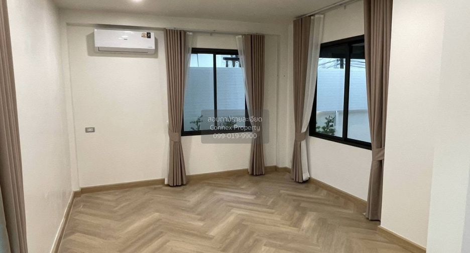 For sale 3 bedrooms house in Bueng Kum, Bangkok