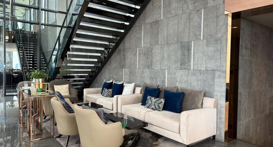 For sale 1 bed condo in Sathon, Bangkok