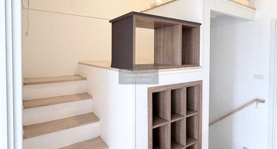 For sale 4 bedrooms townhouse in Nong Khaem, Bangkok