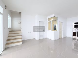 For sale 4 bedrooms townhouse in Nong Khaem, Bangkok