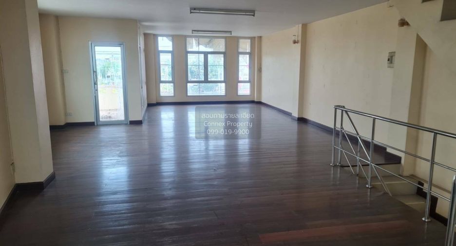 Gewerbefläche zum Kauf mit 4 Zimmer in Mueang Samut Sakhon, Samut Sakhon