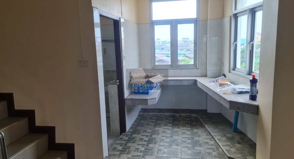 Gewerbefläche zum Kauf mit 4 Zimmer in Mueang Samut Sakhon, Samut Sakhon