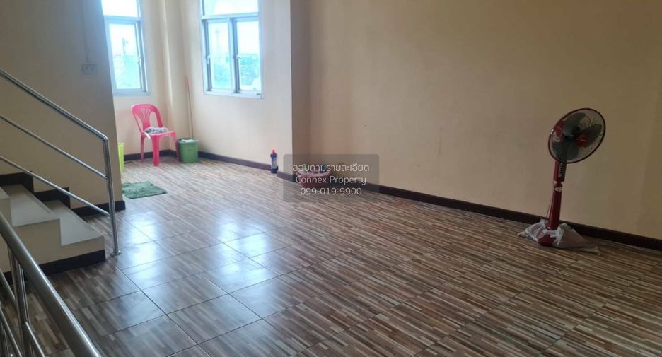 Gewerbefläche zum Kauf mit 4 Zimmer in Mueang Samut Sakhon, Samut Sakhon