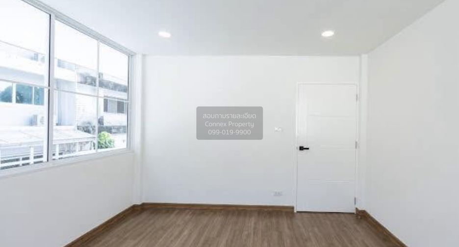 For sale 3 bedrooms house in Chatuchak, Bangkok