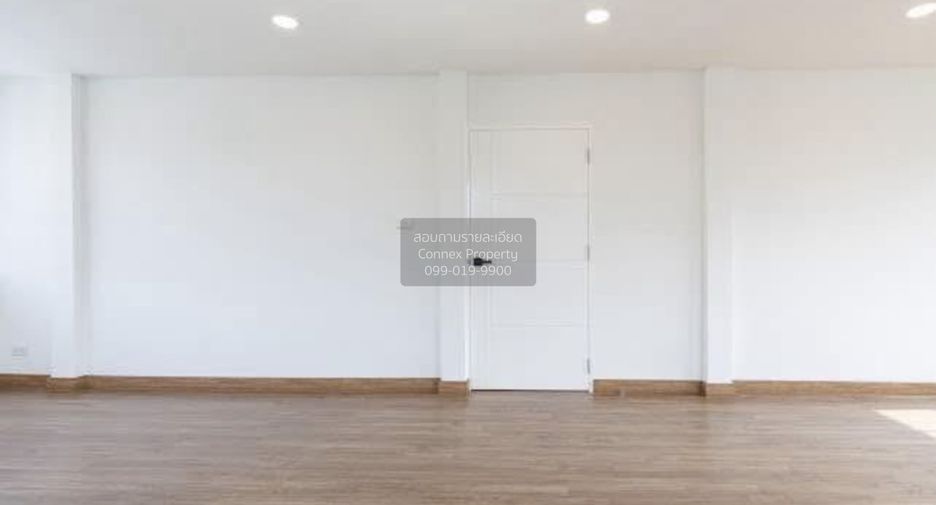 For sale 3 bedrooms house in Chatuchak, Bangkok