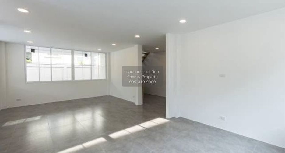 For sale 3 bedrooms house in Chatuchak, Bangkok