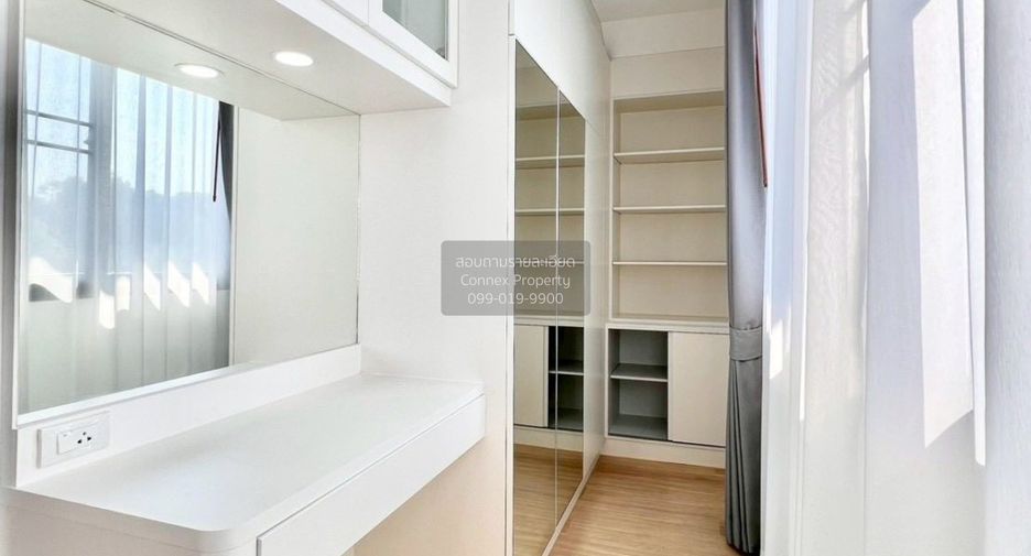 For sale 3 bedrooms house in Sattahip, Chonburi