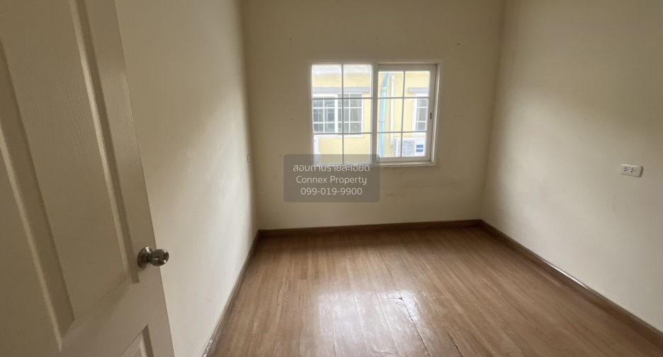 For sale 3 bedrooms townhouse in Prawet, Bangkok