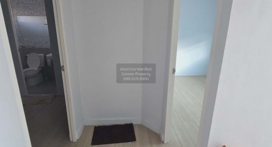 À vendre 2 chambres maison de ville à Bang Phli, Samut Prakan