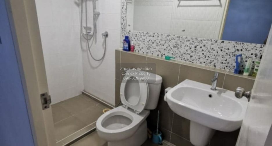 À vendre 2 chambres maison de ville à Bang Phli, Samut Prakan