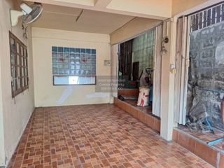 For sale 3 bedrooms townhouse in Nong Khaem, Bangkok