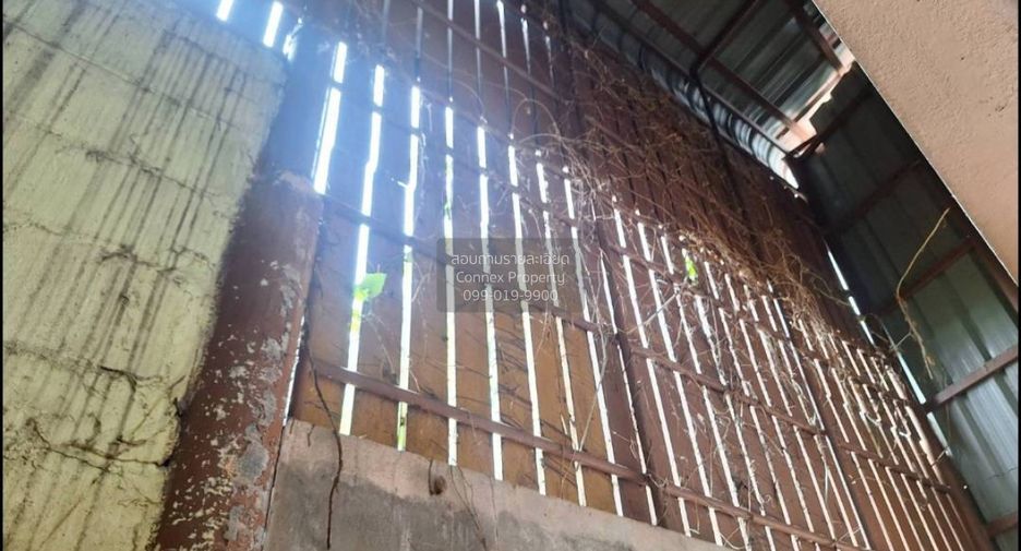 For sale 3 bedrooms townhouse in Nong Khaem, Bangkok