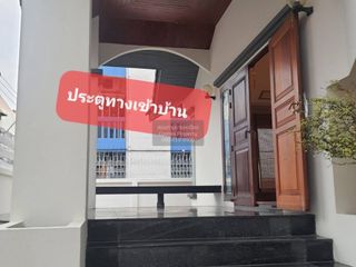 For sale 2 ベッドルーム house in Chatuchak, Bangkok
