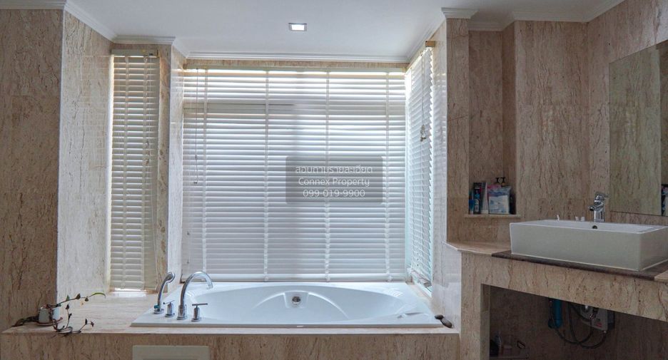 For sale 5 ベッドルーム house in East Pattaya, Pattaya