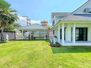 For sale 4 ベッドルーム house in Bang Lamung, Chonburi