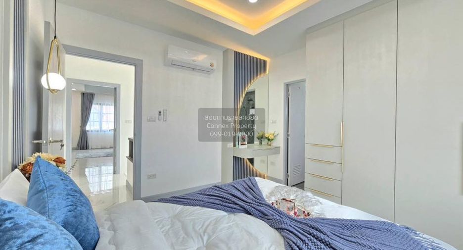For sale 4 bedrooms house in East Pattaya, Pattaya