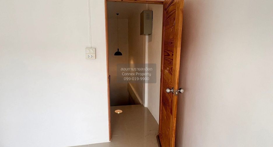For sale 2 ベッドルーム townhouse in Nong Khaem, Bangkok