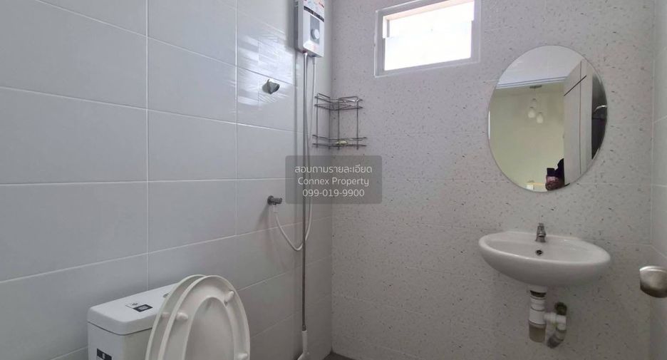 For sale 3 bedrooms townhouse in Bang Lamung, Chonburi